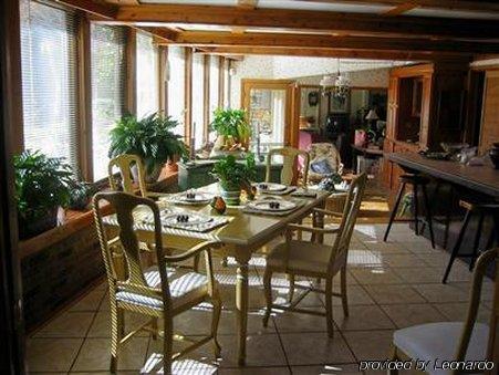 Rock Laurel Bed And Breakfast 캔들러 레스토랑 사진
